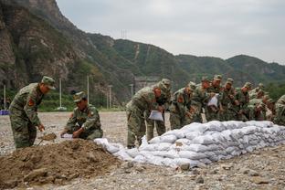 弗鲁米嫩塞主帅：曼城是近五年最好球队 我从未研究过其他教练